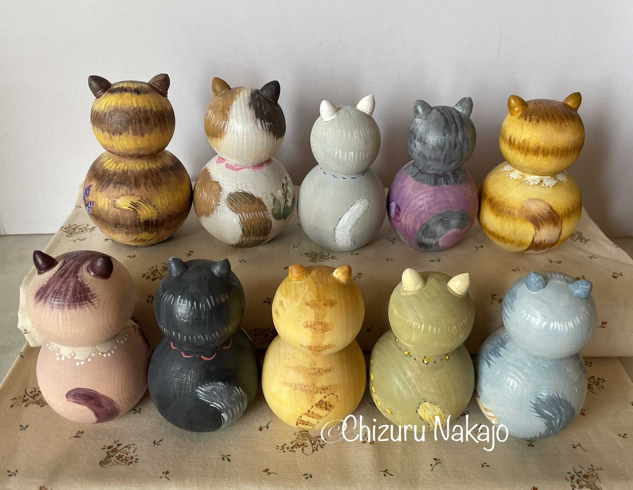 ねこだるま誕生！トールペイントの手描きねこたち | 大阪・尼崎