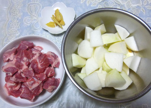 豚バラ大根材料.jpg