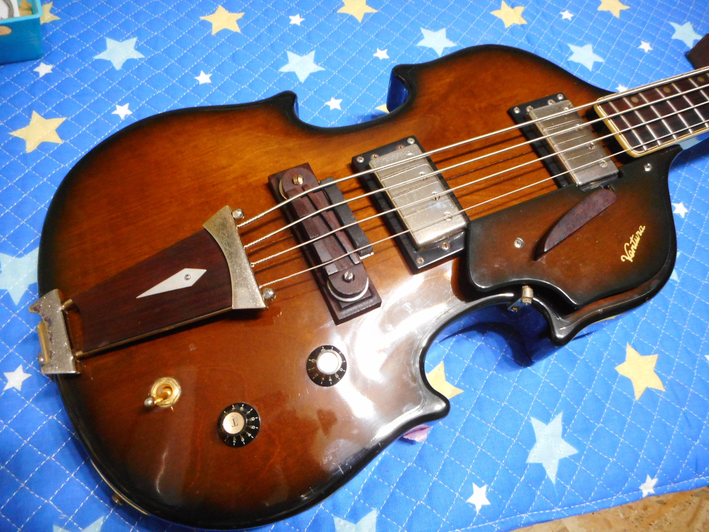 🌸Vanturaバロック バイオリンベース 再生リペア | 青春のギター