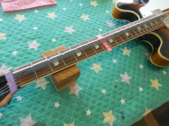 🌸Epiphone CASINO ナット＆ペグ交換 | 青春のギターリペア K2ギター