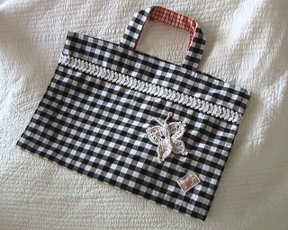 蝶々のドイリー