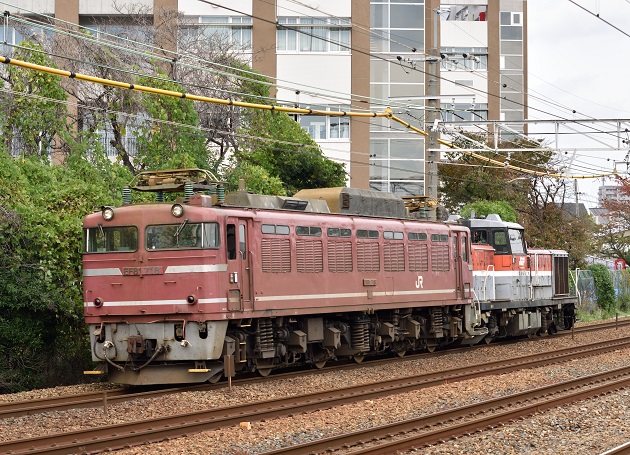 DE10-1574 2014.11.12 1182レ　EF81-718無動3.jpg