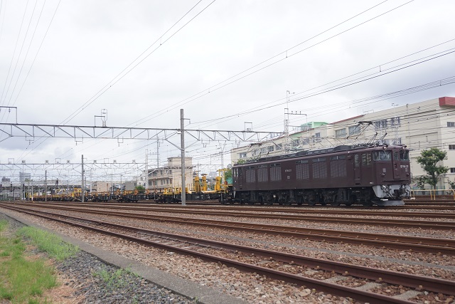 EF64 37牽引 小淵沢ロングチキ工臨 空返却 & クモヤ143系 大宮出場 回送2