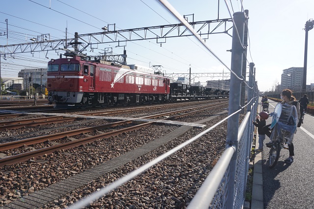 EF81 98牽引 水戸ホキ工臨 & EF64 1025牽引 鹿島貨物6