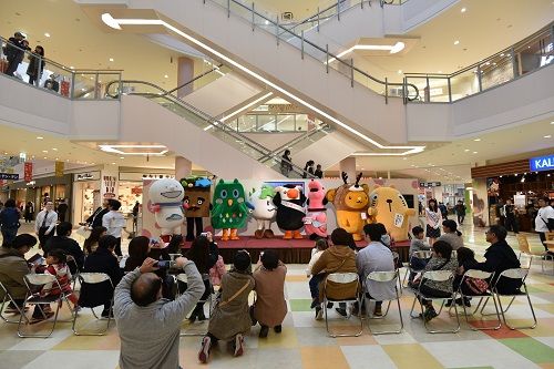 アリオ札幌でパネル展開催 ステージイベントに出演しました 北海道庁のブログ 超 旬ほっかいどう 楽天ブログ