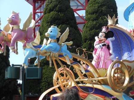 2012.3.11 ディズニーランド09 ジュビレーション(昼のパレード) (1).jpg