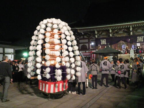 池上本門寺の万灯行列