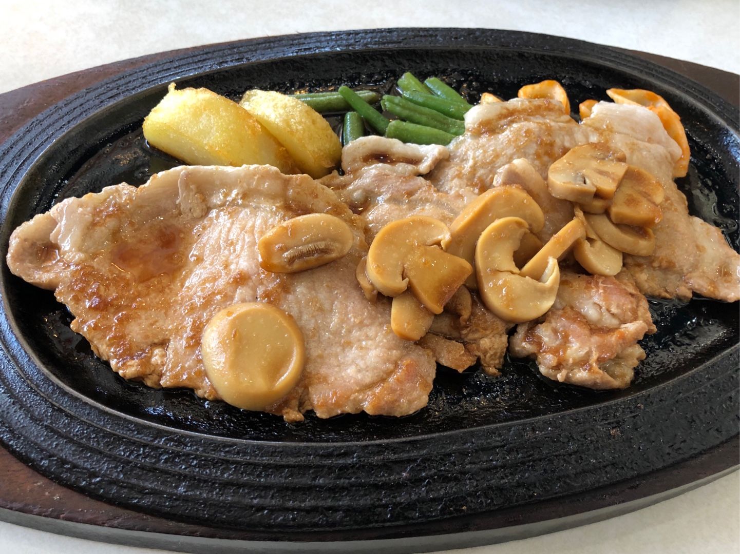 街角グルメ 熱海駅前の洋食屋さんでランチ みゃあみゃあのトーク トーク 楽天ブログ