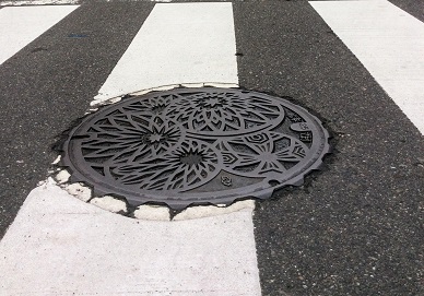 マンホール