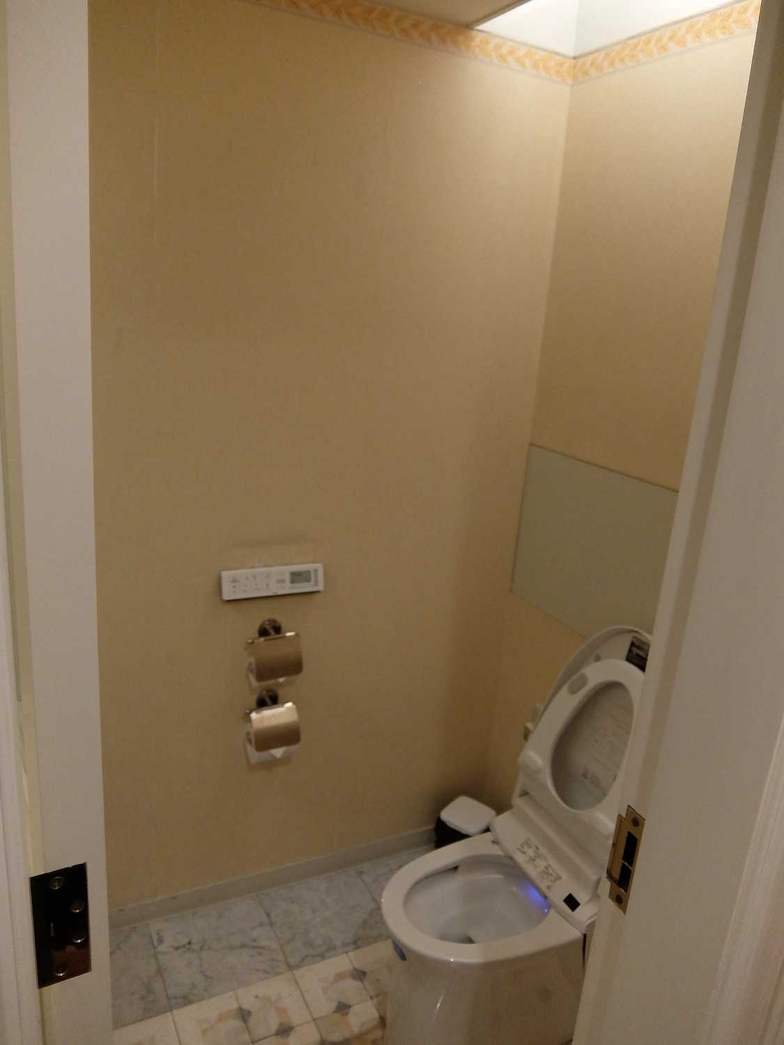 白浜 ホテル川久 スイート 部屋 客室 604号室 王様の王様のビュッフェ