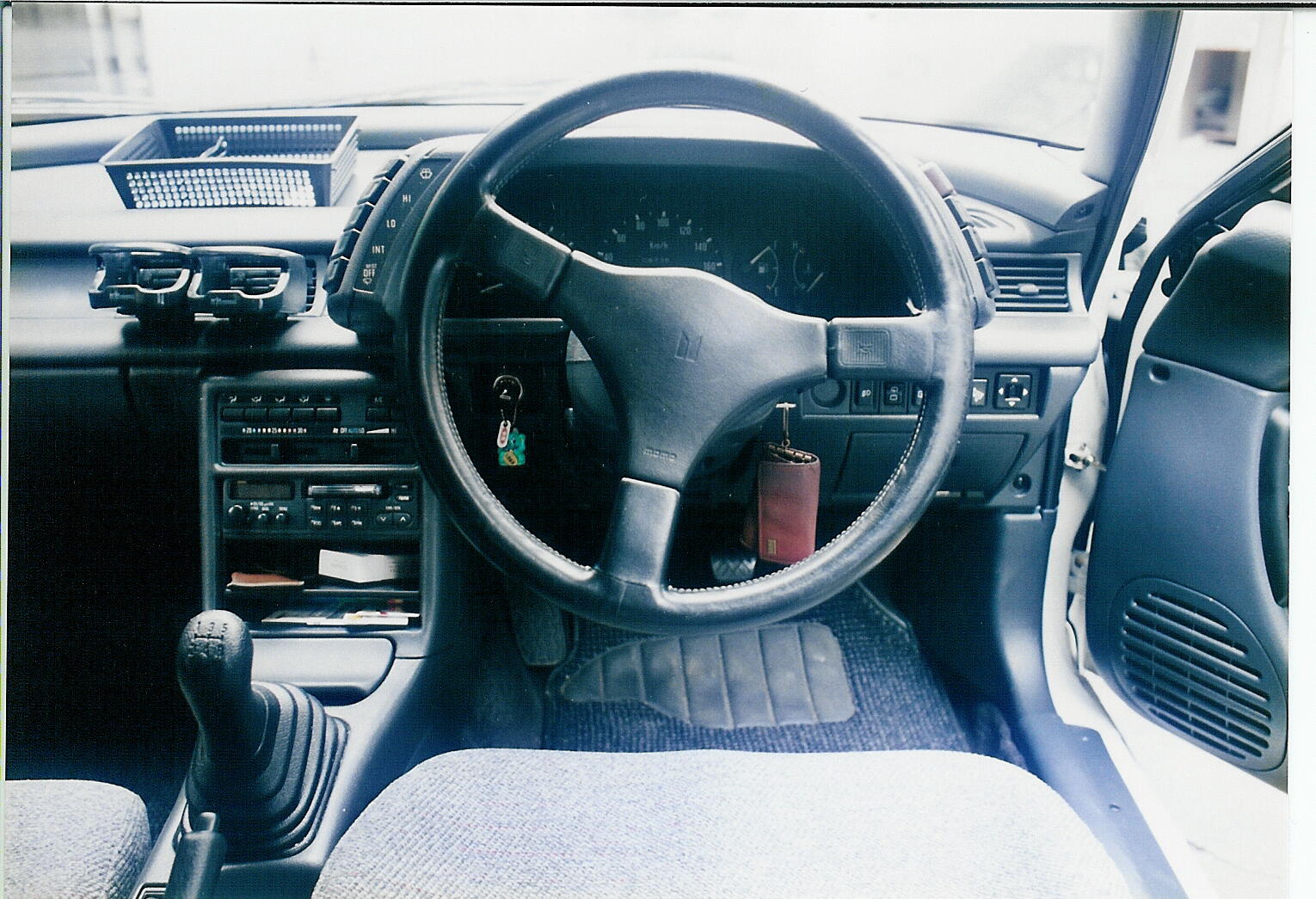 ジェミニ運転席