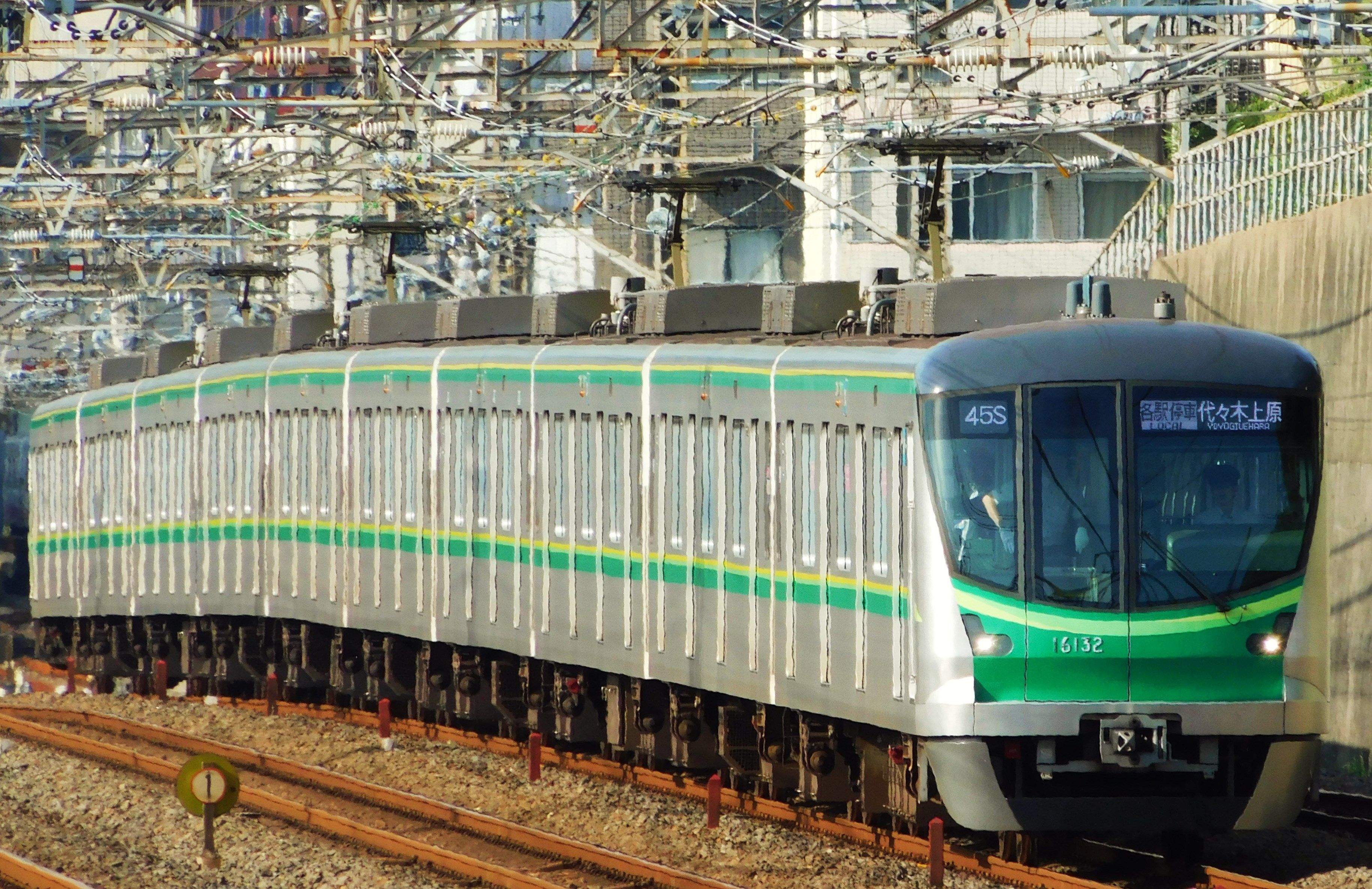 16000-tokyo-metro-16000-series-japaneseclass-jp