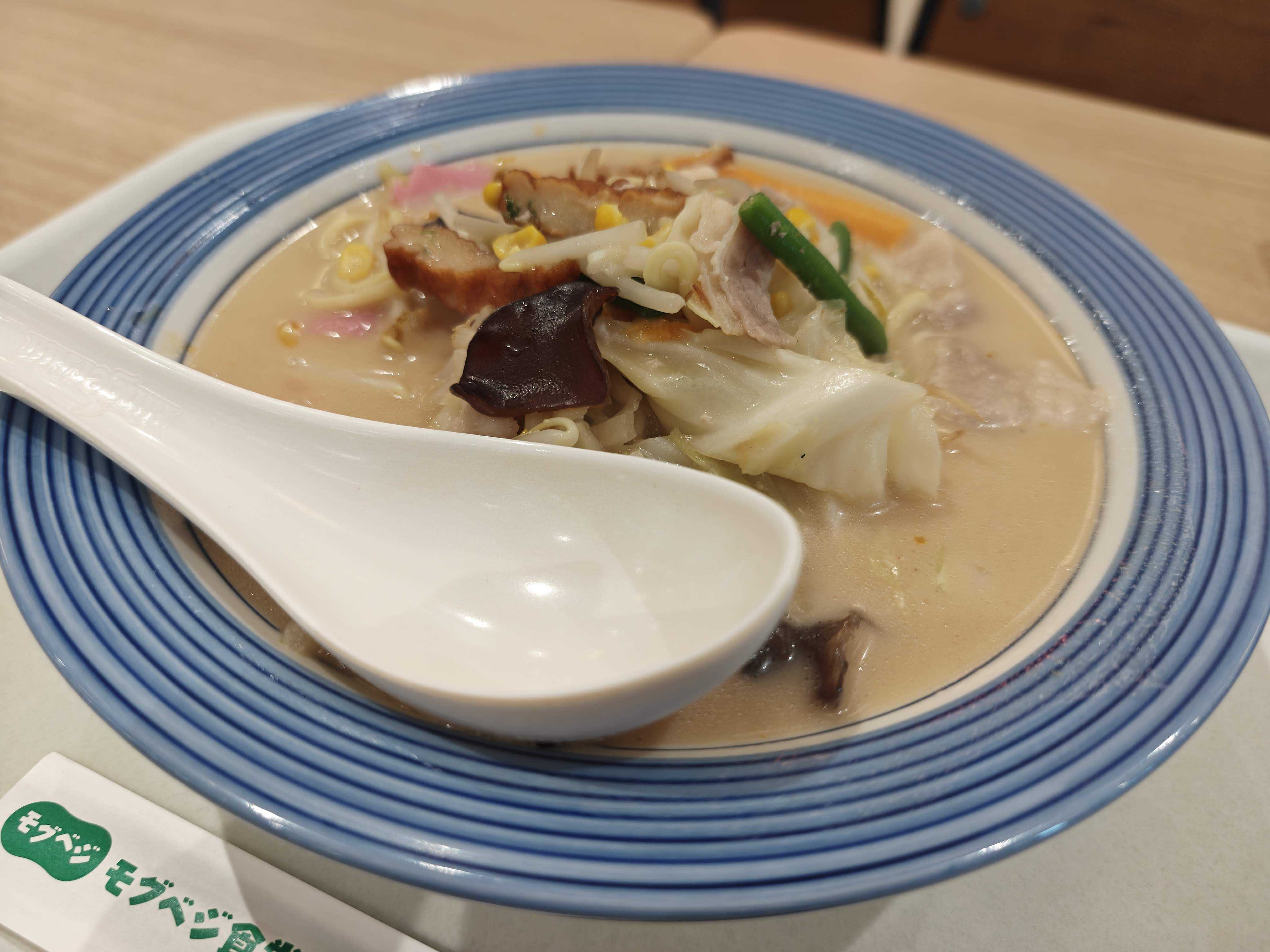 リンガーハット 長崎ちゃんぽん 麺少なめ