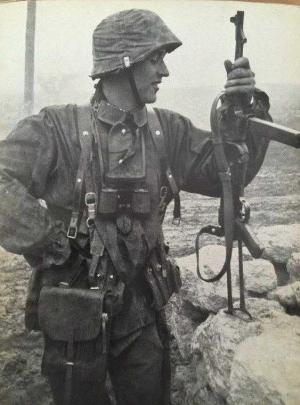 米軍 パラシュート生地 with OD 三角巾 | イミテイト ヘブン