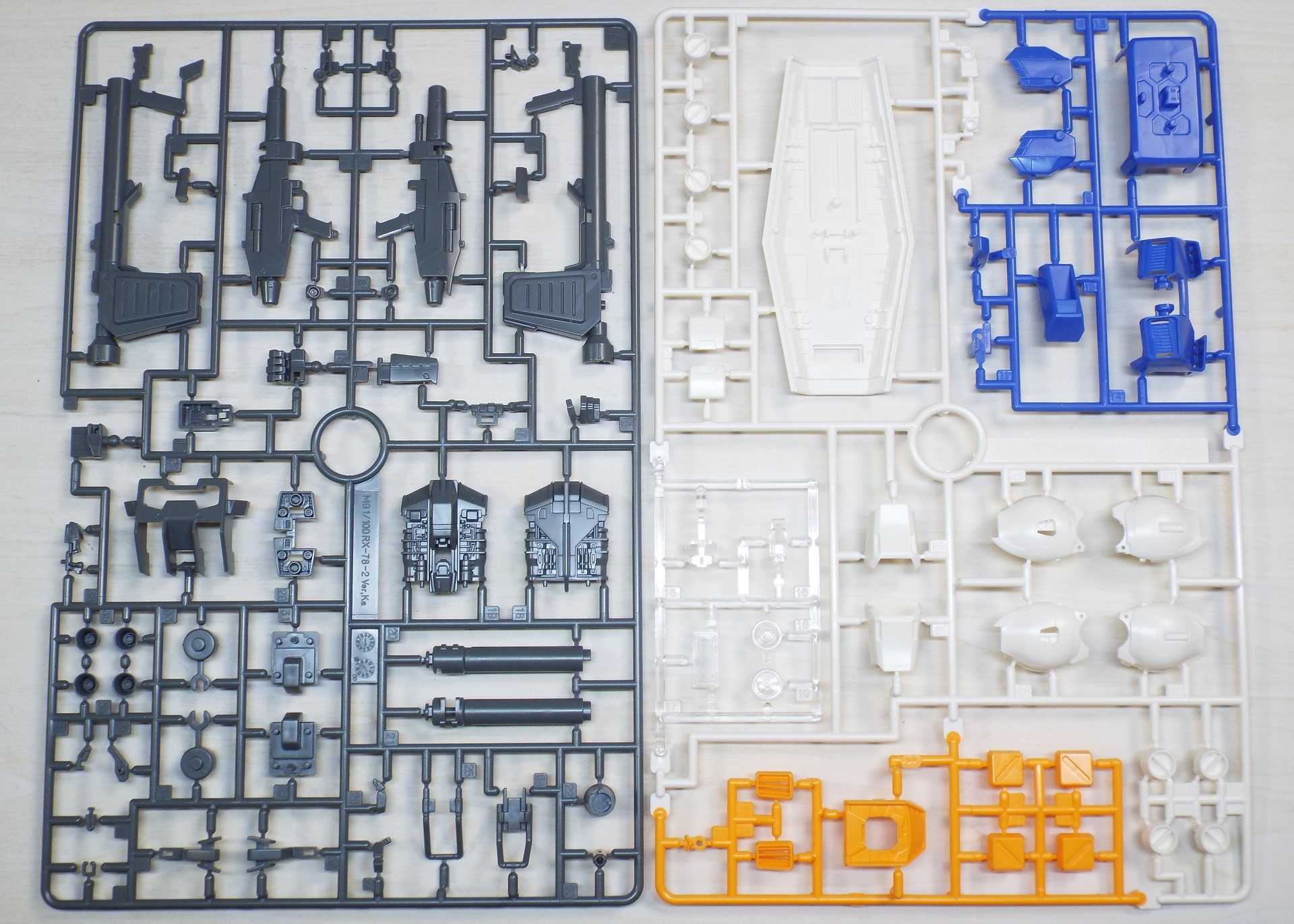 MG 1/100 RX-78-2 ガンダム Ver.ka（1：箱絵／ランナー／コア