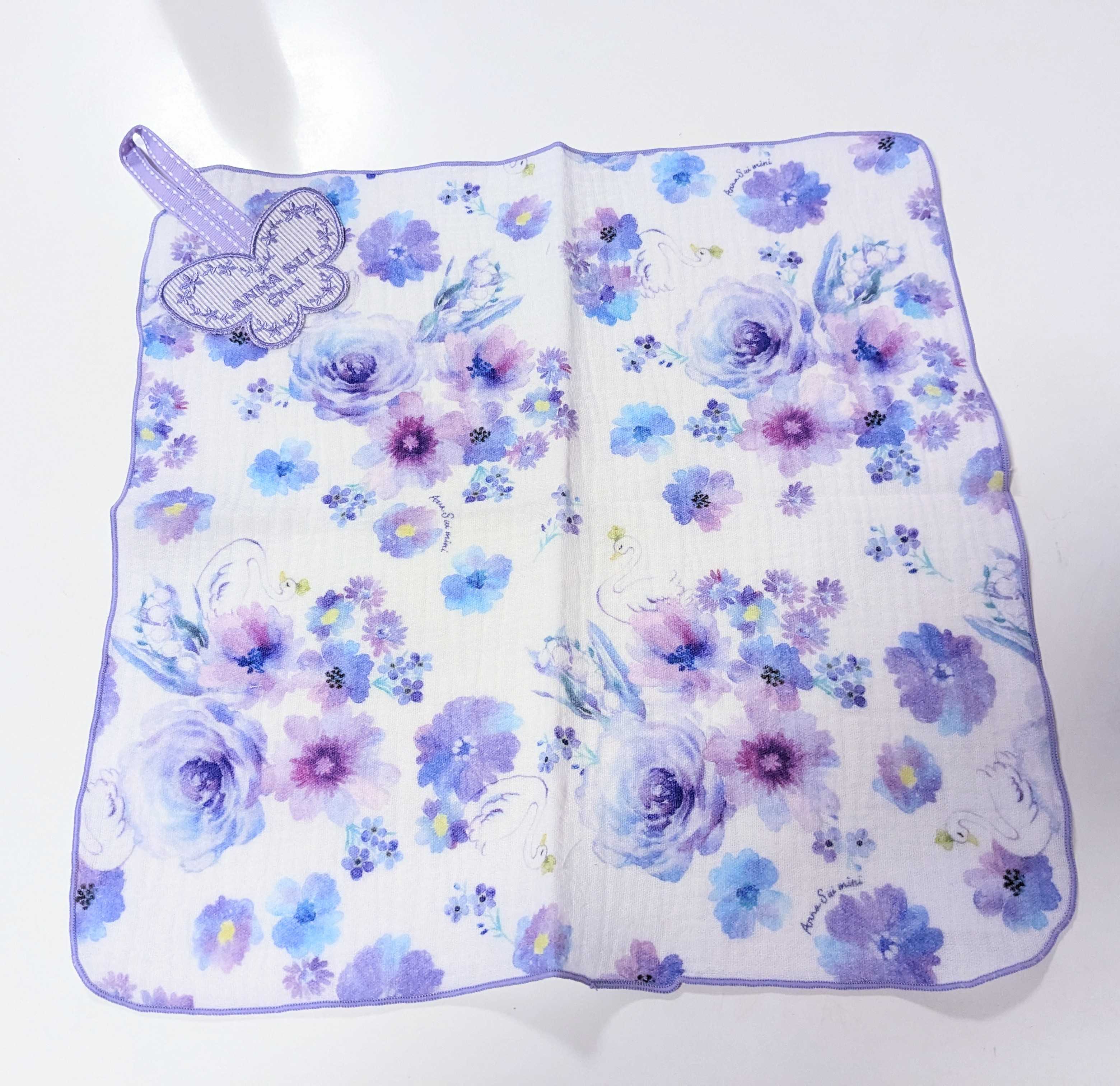 アナスイミニ 新品 スワン花総柄レインコート｜Yahoo!フリマ（旧