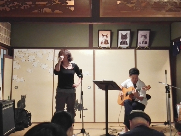 角谷早音美＆井野アキヲDUO