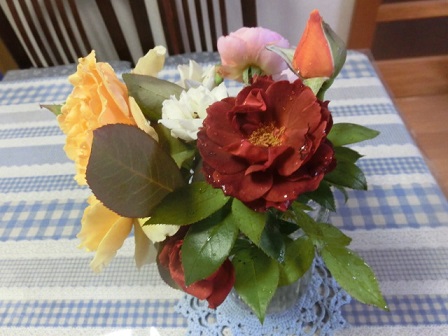 薔薇を活ける
