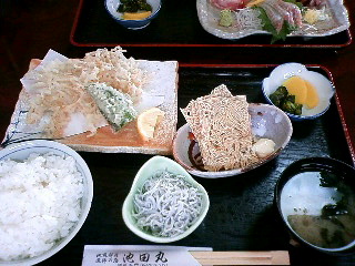 「池田丸」っていう漁師さんがやってるごはん処