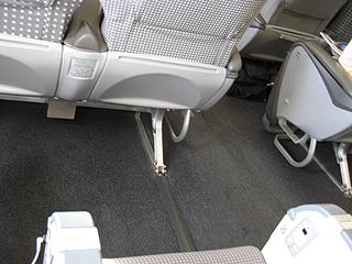 B777-200の15列の１