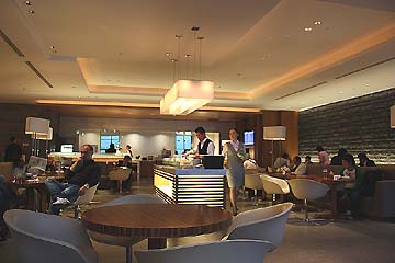 サクララウンジ３