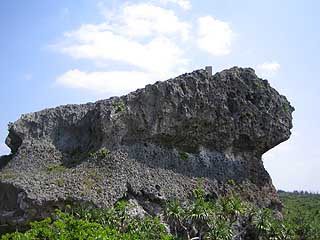 帯岩