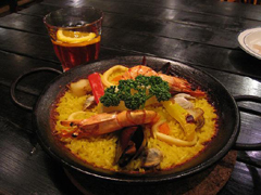 シーフードパエリア