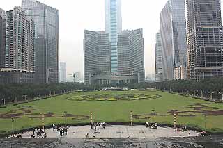 广州東站前广場2