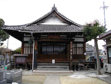 京阪郡津駅周辺　釋尊寺