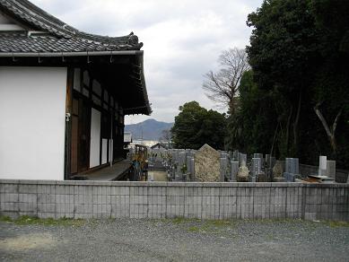 京阪郡津駅周辺　釋尊寺