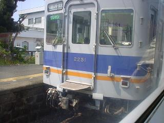 ２２００系＠八幡前駅
