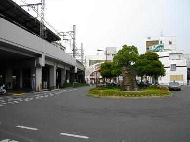 京阪萱島駅・東口南側ロータリー