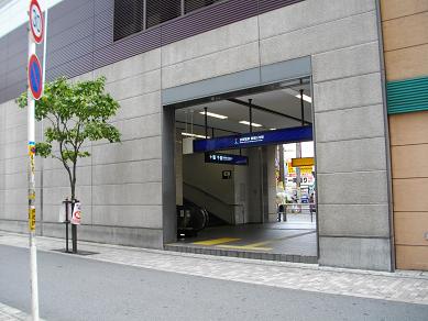 京阪寝屋川市駅・北口北側出口（Ｋ階段）