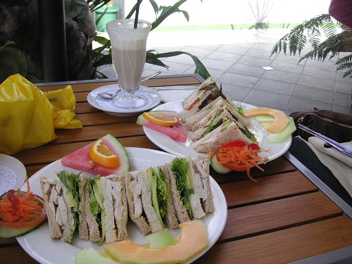 ボリューム満点ランチ