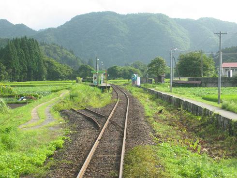 松葉駅に進入