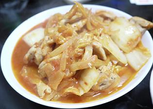 鶏肉の白菜シャキシャキトマト煮