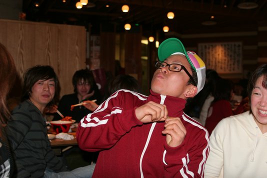 吹きまくってます