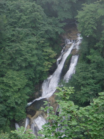 霧降の滝