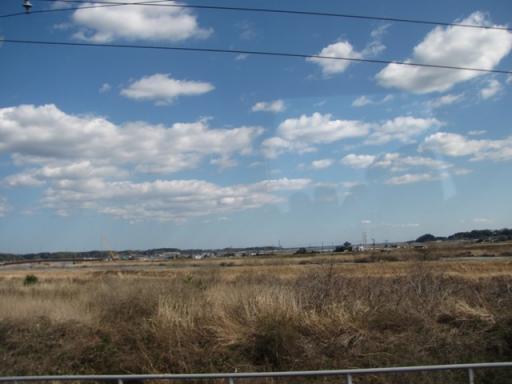 スーパーひたちの車窓から　100311.JPG