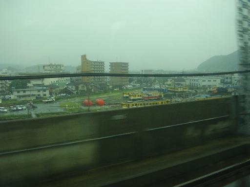 厚狭駅通過090724.JPG