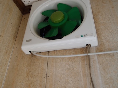 換気扇から引き込み