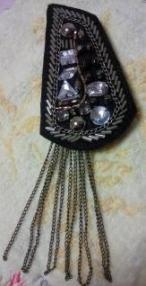 ワッペンブローチ