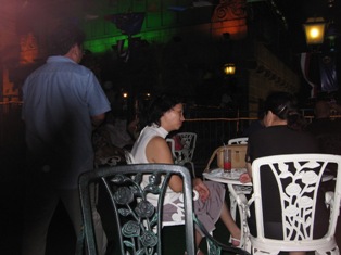 和平飯店のバー