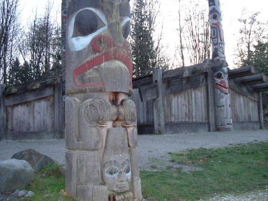 132_totempole.JPG