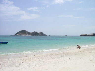 052_tokashiki_beach.JPG