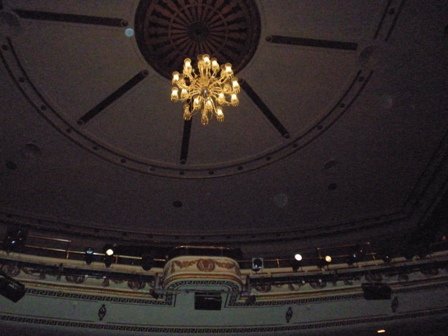 apollo内部シャンデリア.JPG