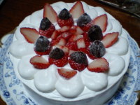 誕生日ケーキ（イチゴチョコ２）