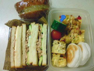 101203サンドイッチ弁当