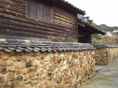 トンバイ塀１