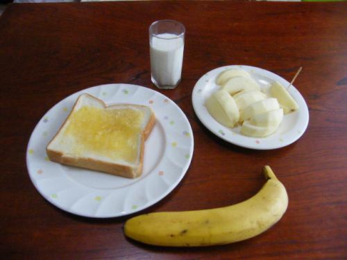 今日の朝食